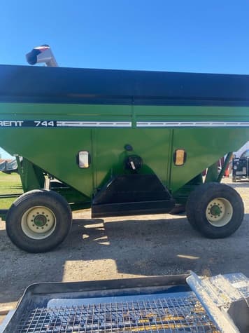 Main image Brent 744